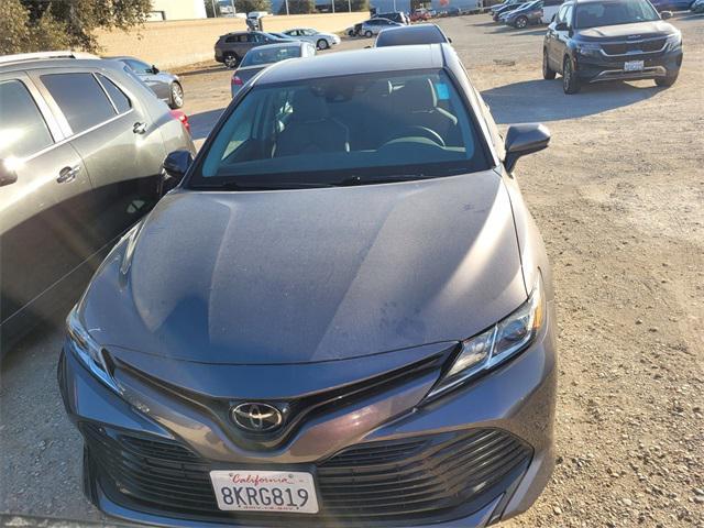 2019 toyota camry le