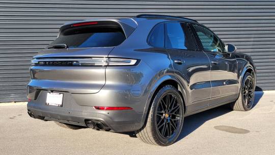 2024 Porsche Cayenne