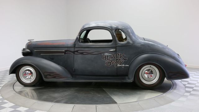 1936 black hot rod!