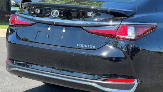 2024 Lexus ES