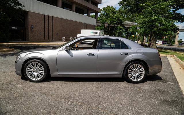 2014 chrysler 300c base