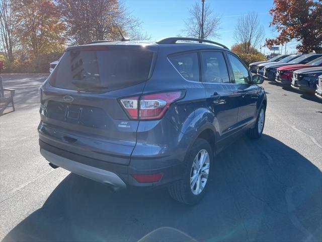 2018 ford escape se