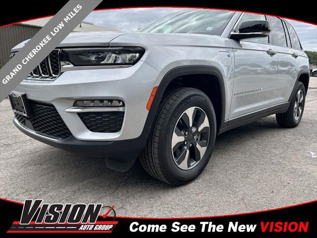 2024 jeep grand cherokee 4xe base