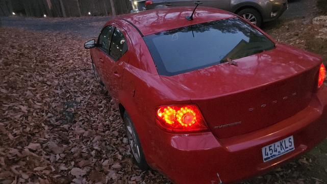 2013 dodge avenger se