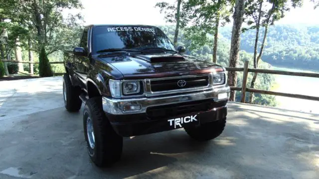 toyota pickup 4x4 regular cab