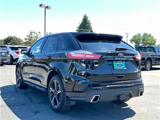 2022 Ford Edge st