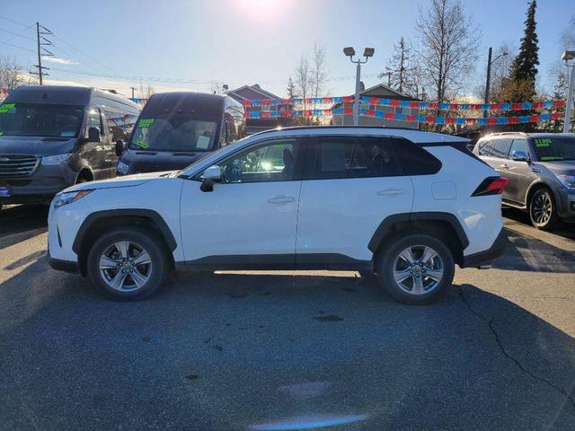 2022 toyota rav4 xle