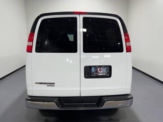 2013 chevrolet express 3500 lt