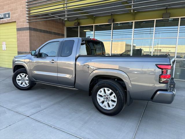 2022 nissan frontier sv