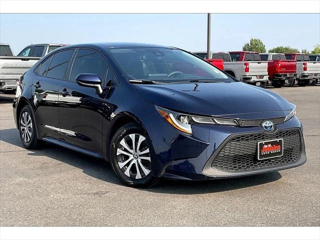 2022 toyota corolla hybrid le