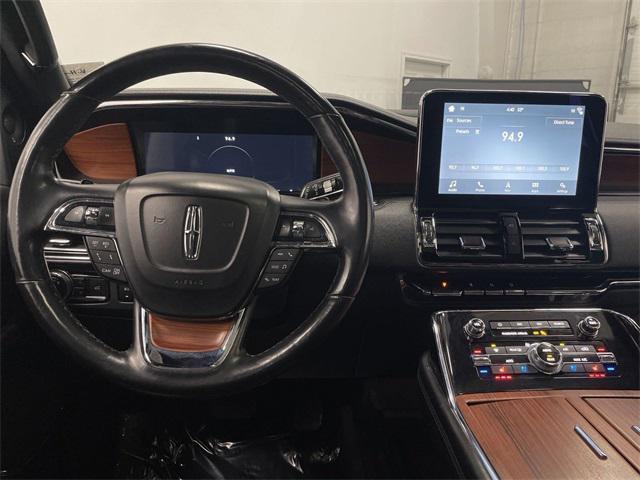 2019 lincoln navigator select