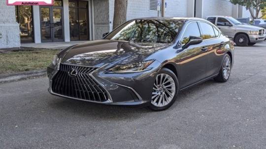 2022 Lexus ES