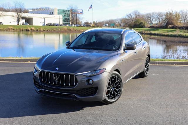 2017 maserati levante base