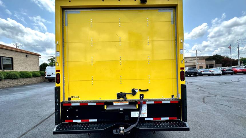 2022 ford e-series e-350 sd