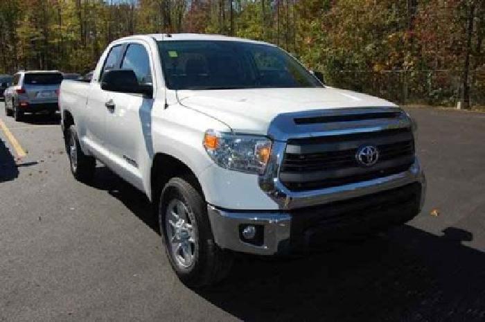 2014 toyota tundra double cab 4.6l v8 6-spd at sr5 in meadville, pa