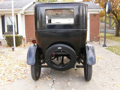 1923 model t sedan 4d