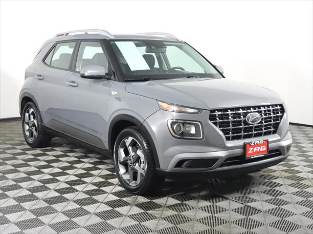 2022 hyundai venue sel