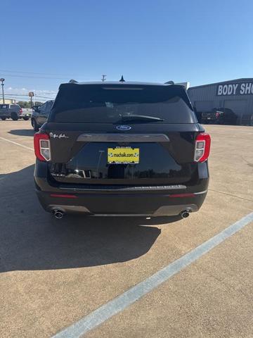 2021 ford explorer xlt