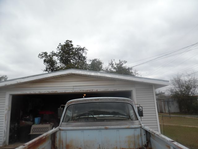 1962 ford f100 wrap around back glass'unibody'