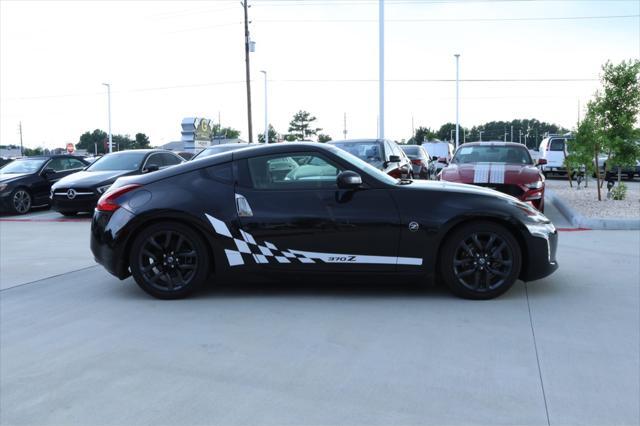 2020 nissan 370z base
