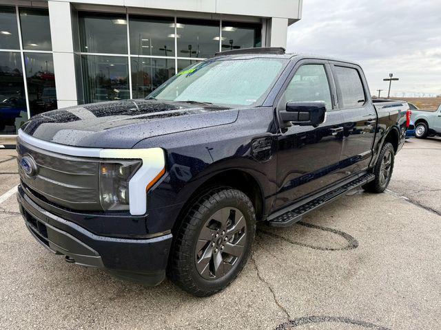2022 ford f-150 lightning lariat