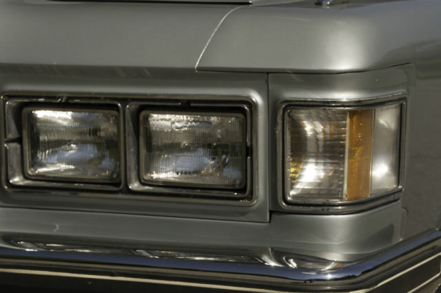 1975 buick riviera gs coupe 2-door 7.5l