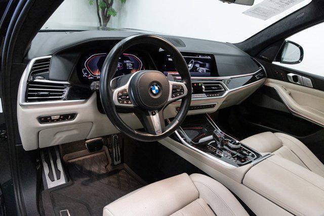 2022 bmw x7 m50i