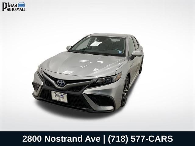 2022 toyota camry nightshade edition hybrid