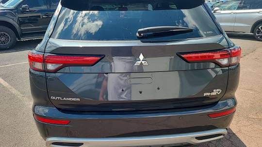 2024 Mitsubishi Outlander