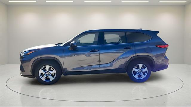 2022 toyota highlander l