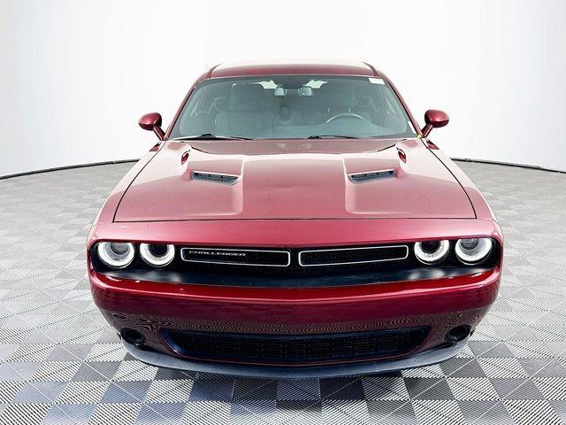 2018 dodge challenger sxt
