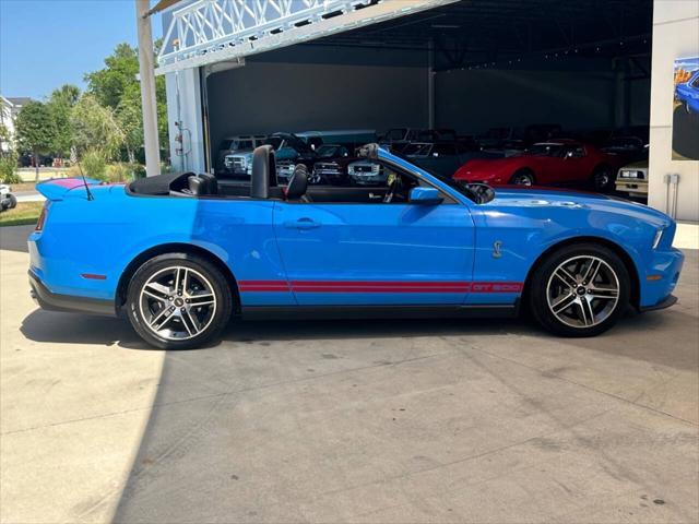 2010 ford shelby gt500 base