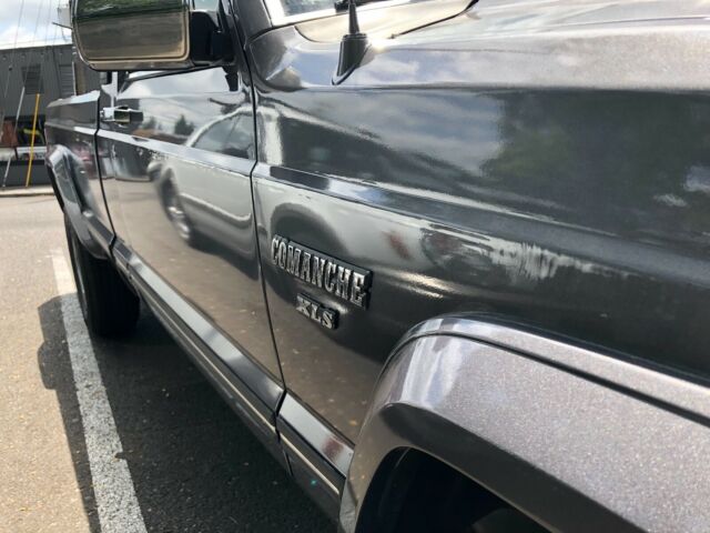 1986 jeep comanche xls