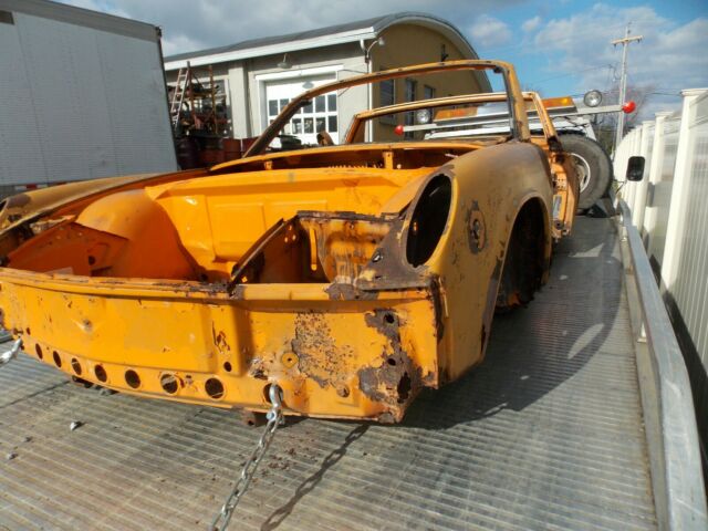 1974 porsche 914 body shell, orange, no engine, trans clear pa title