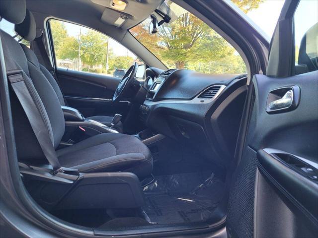 2017 dodge journey se