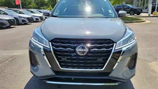 new 2024 nissan kicks sv