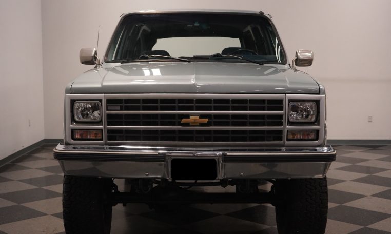 1990 chevrolet suburban