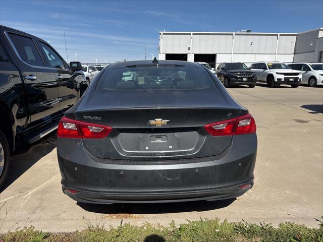 2017 chevrolet malibu 1lt