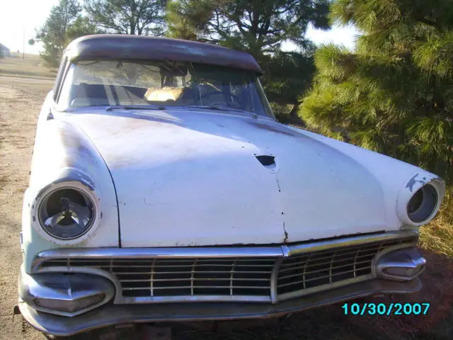 collector 1956 ford fairlane stationwagon