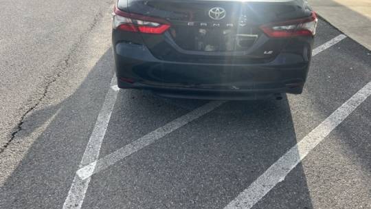 2021 Toyota Camry le
