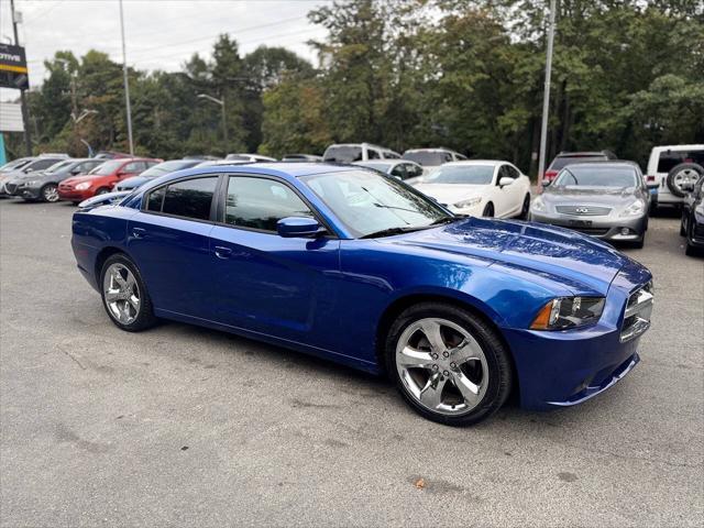 2012 dodge charger sxt