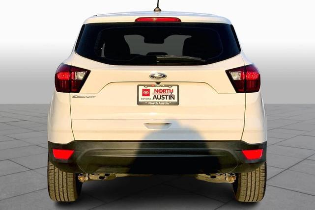 2019 ford escape s