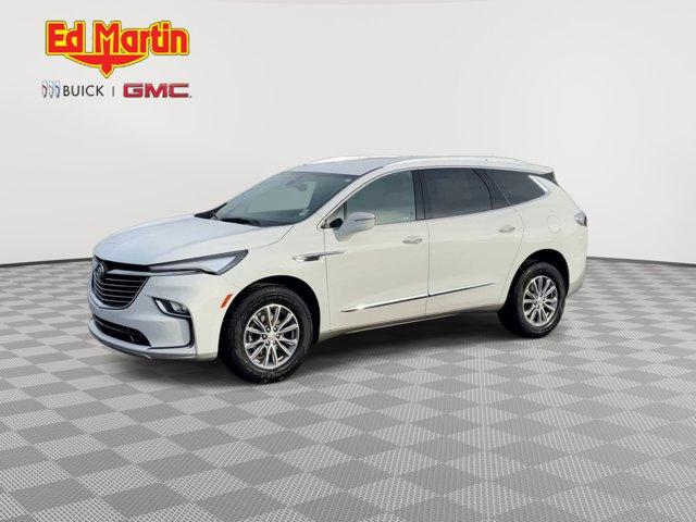 2024 buick enclave essence