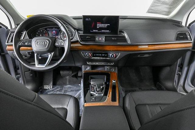 2022 audi q5 45 s line premium