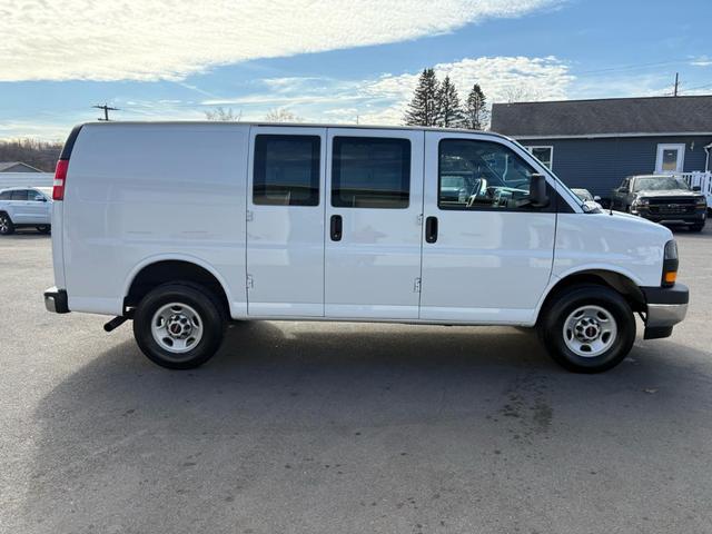 2022 gmc savana 2500 work van