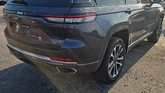 2022 jeep grand cherokee overland