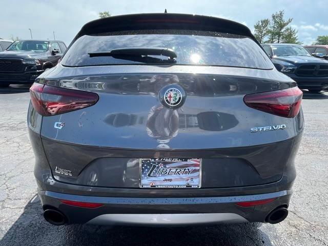 2022 alfa romeo stelvio ti