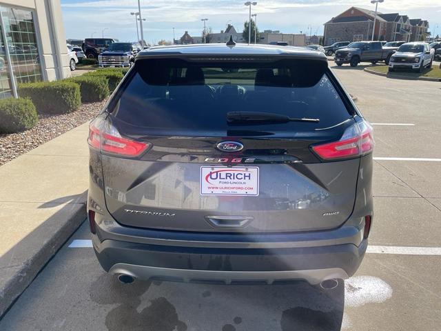 2022 ford edge titanium