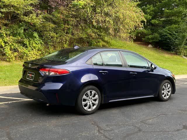 2021 toyota corolla le