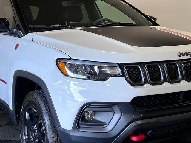 2023 jeep compass trailhawk